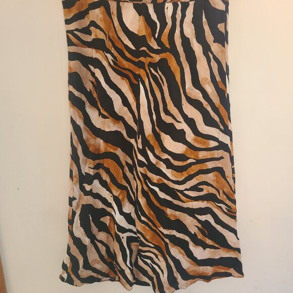 Animal Print Skirt - Picture 2 of 5